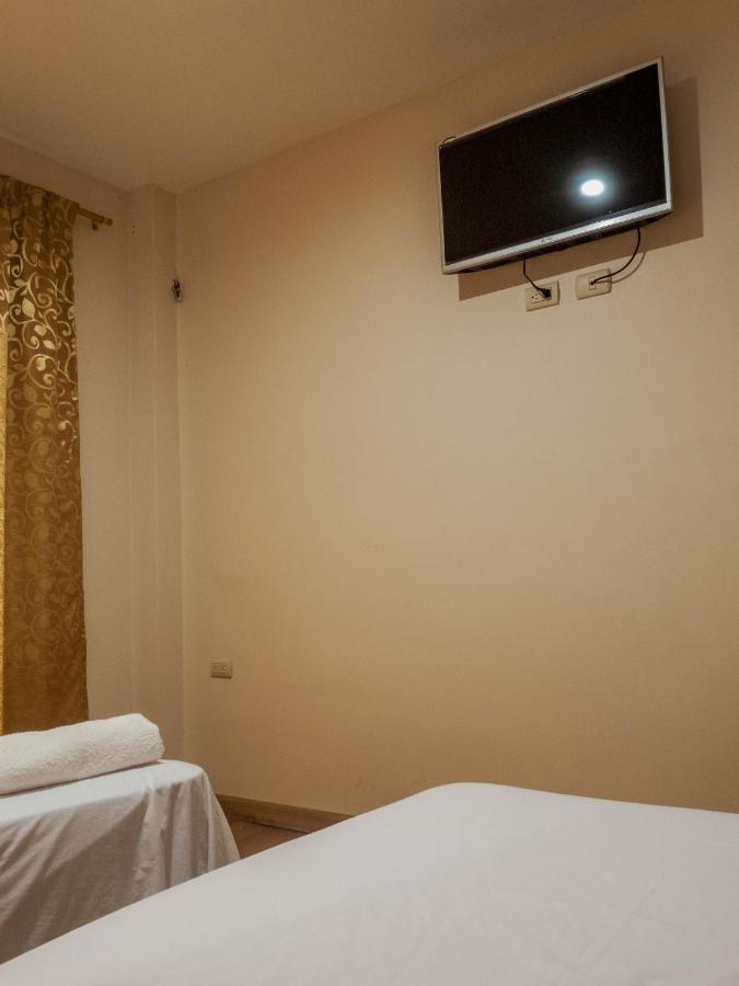 Puerto López Hostal Tortuga Dorada מראה חיצוני תמונה