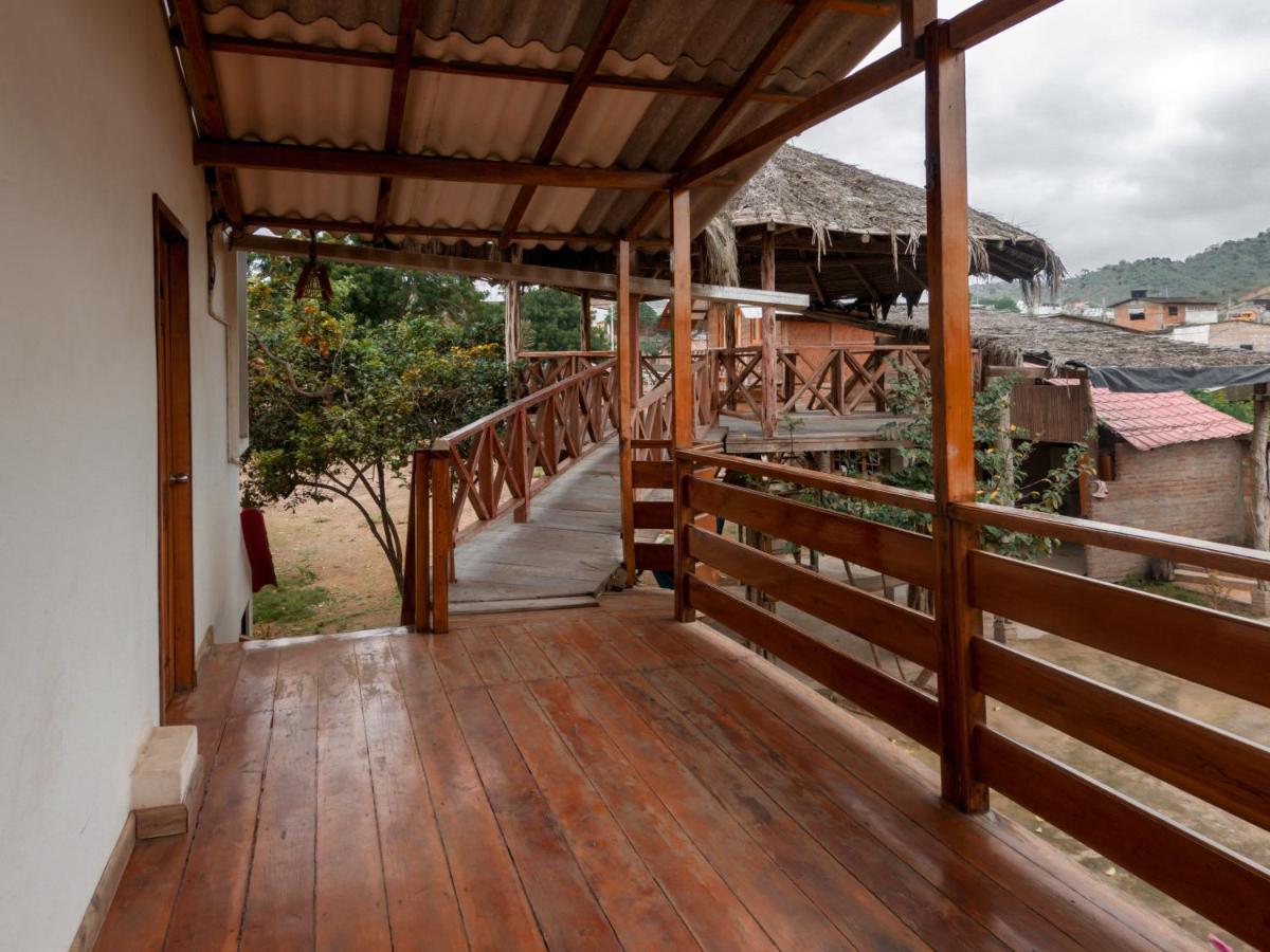 Puerto López Hostal Tortuga Dorada מראה חיצוני תמונה