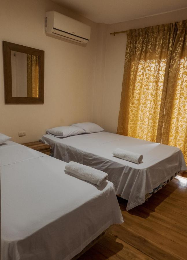 Puerto López Hostal Tortuga Dorada מראה חיצוני תמונה