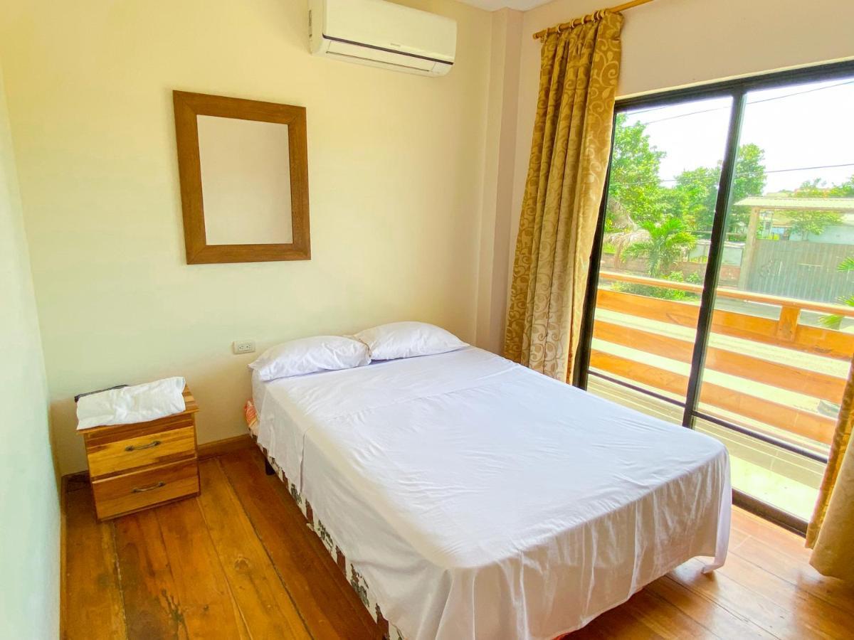 Puerto López Hostal Tortuga Dorada מראה חיצוני תמונה