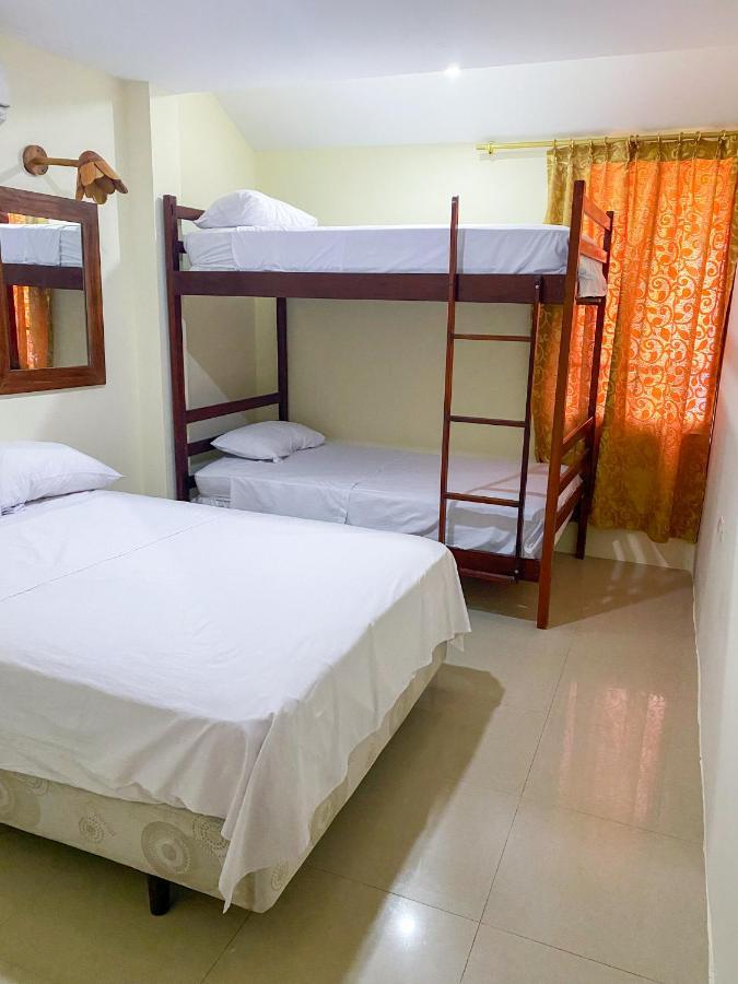Puerto López Hostal Tortuga Dorada מראה חיצוני תמונה