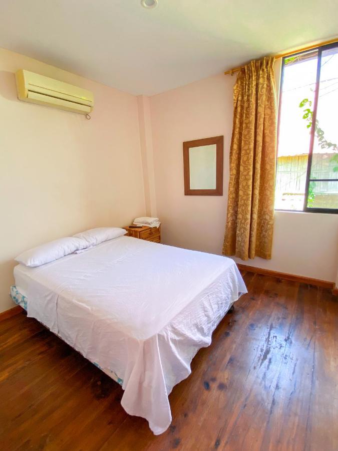 Puerto López Hostal Tortuga Dorada מראה חיצוני תמונה