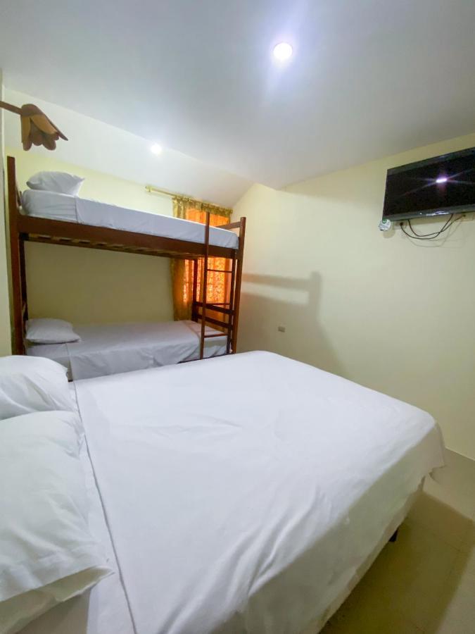 Puerto López Hostal Tortuga Dorada מראה חיצוני תמונה
