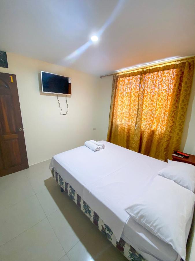 Puerto López Hostal Tortuga Dorada מראה חיצוני תמונה