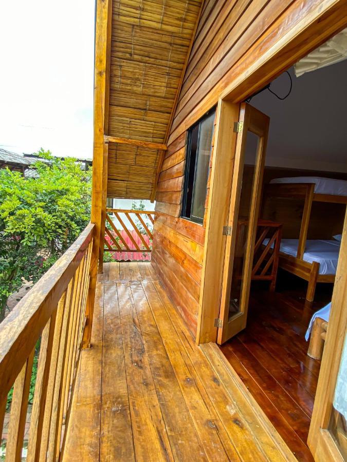 Puerto López Hostal Tortuga Dorada מראה חיצוני תמונה