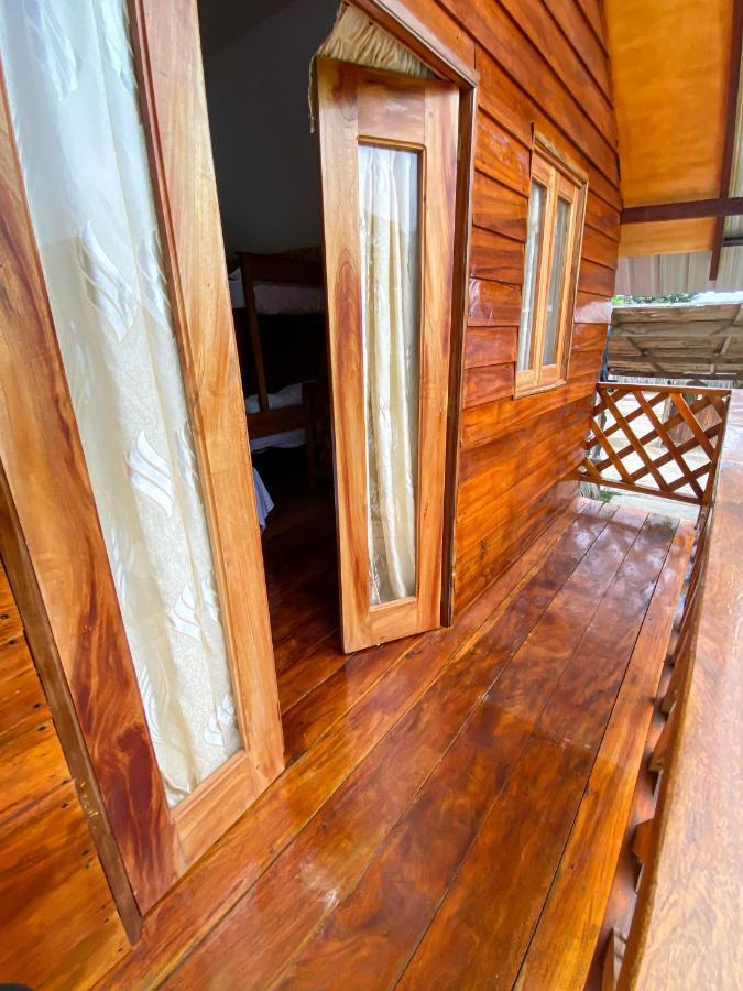 Puerto López Hostal Tortuga Dorada מראה חיצוני תמונה